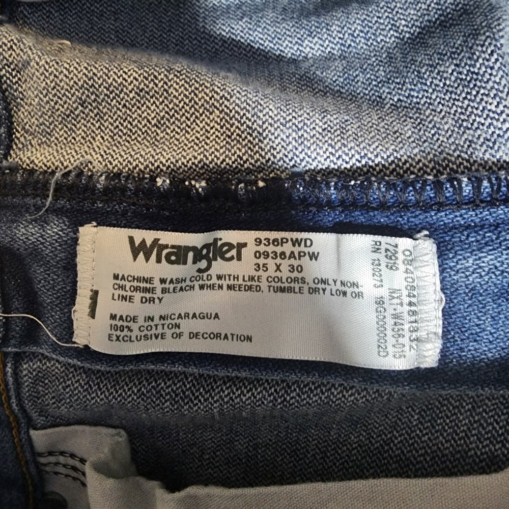 Vintage Wrangler 936PWD Cowboy Cut Jeans Mens 35x30 Blue Western - Picture 3 of 10